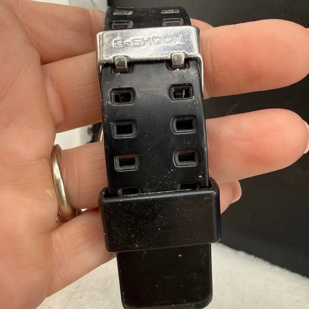 Casio G-Shock GD-120N Watch Black Purple Pink NOT WORKING